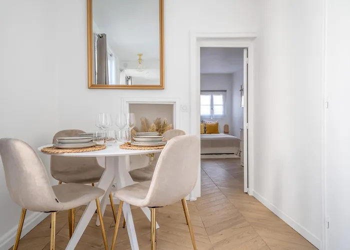 Apartamento L'orangerie Versaillaise - à 2 Pas Du Château De Versalhes